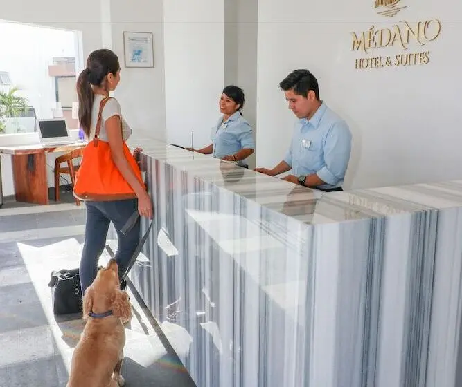 Fotos del hotel Medano  And Suites:  24