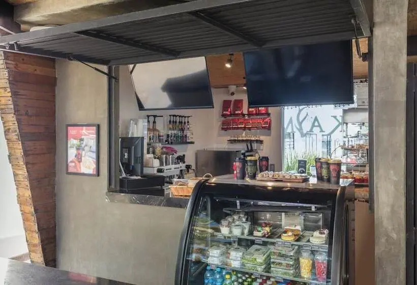 Fotos del hotel Medano  And Suites:  16