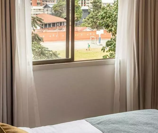 Fotos del hotel Yaya Hotel & Apartments:  6