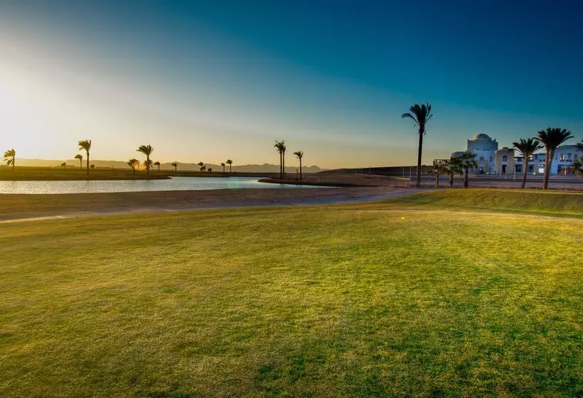 Fotos del hotel Ancient Sands Golf Resort And Residences:  25
