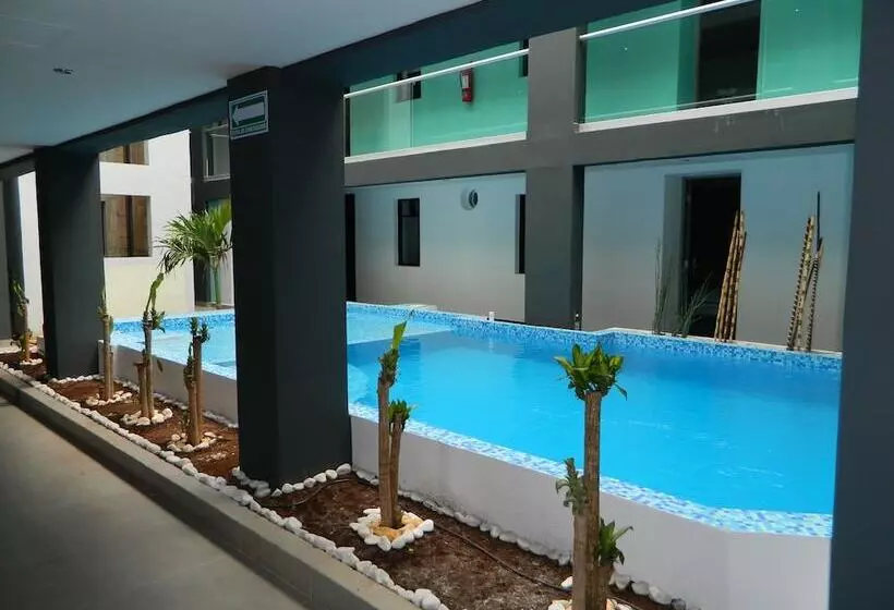 Fotos del hotel Flamingo Merida:  25