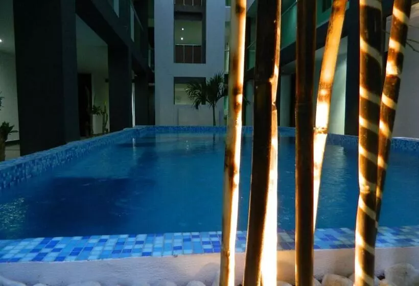 Fotos del hotel Flamingo Merida:  11