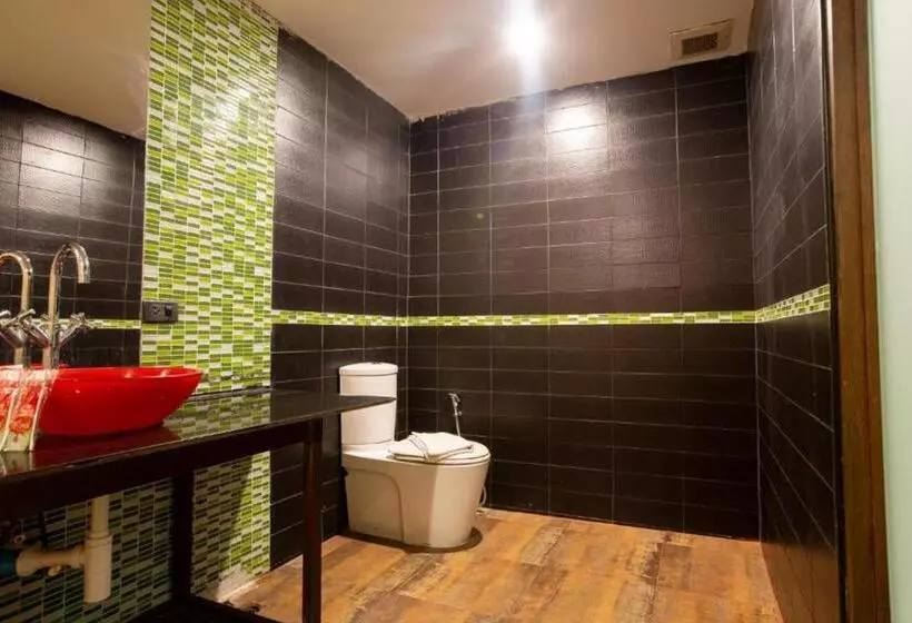 Fotos del hotel Royal Suites:  6