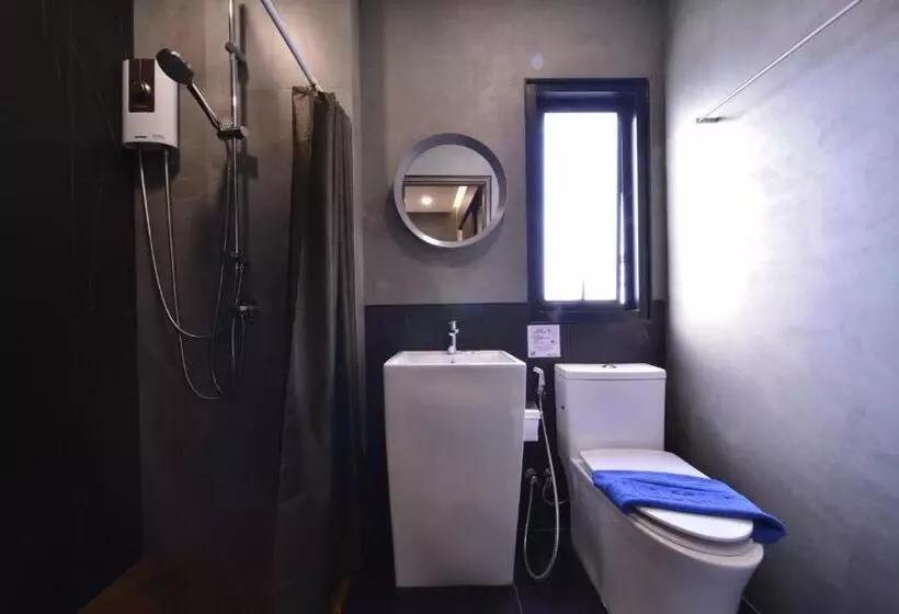 Fotos del hotel Sureena:  5