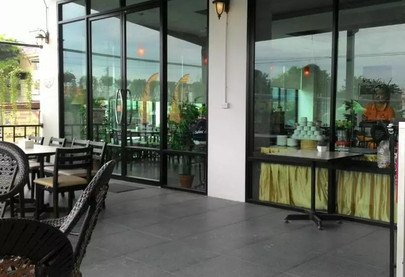 Fotos del hotel The Sita Princess:  7