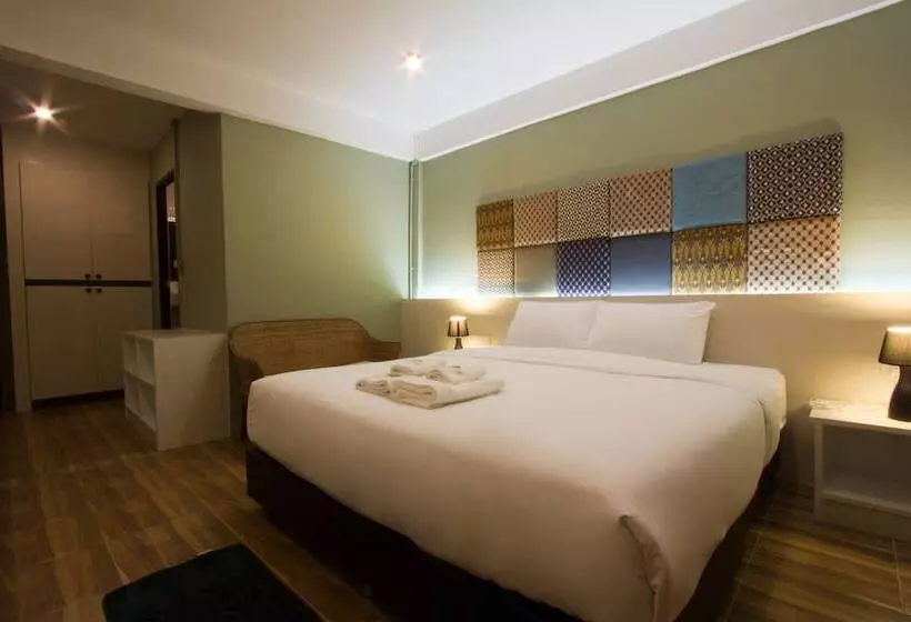 Fotos del hotel At Ease Bijou:  8