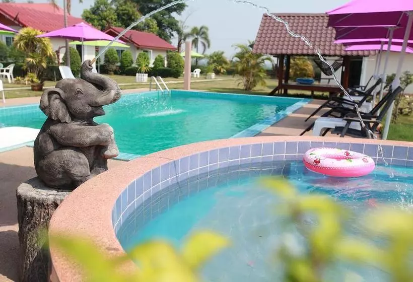 Fotos del hotel Moon River Resort:  2