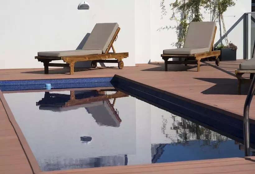 Fotos del hotel Arc Arenales Studios & Suites:  15