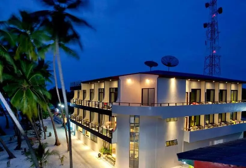 Fotos del hotel Kaani Beach:  10