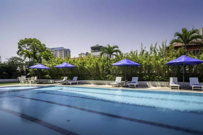 Fotos del hotel Rose Garden Residences:  2
