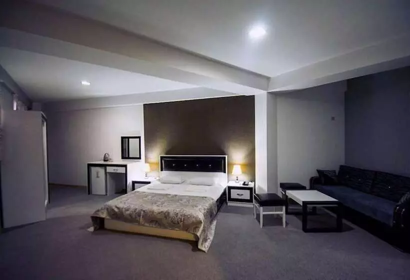 Fotos del hotel Batoni Near Airport:  8