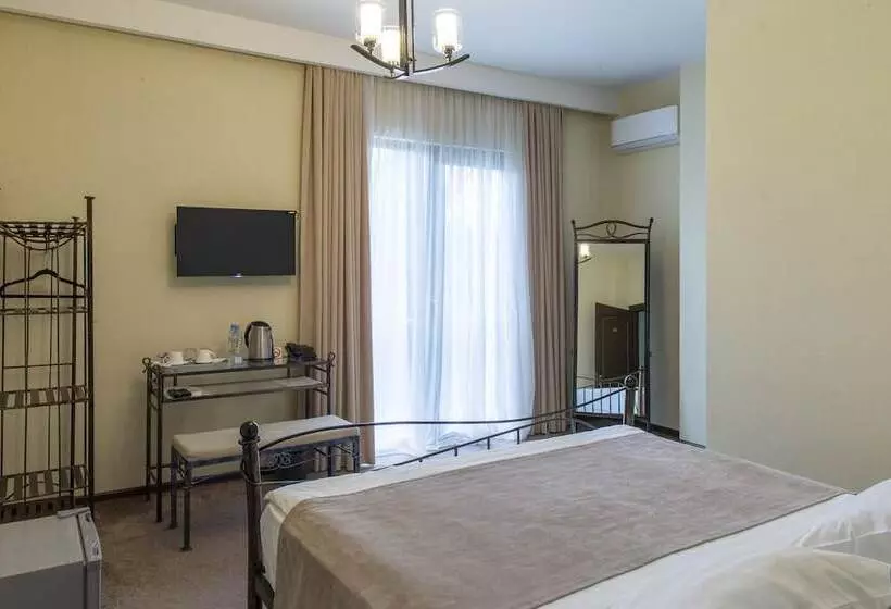 Fotos del hotel Golden Nugget Tbilisi:  2