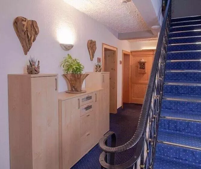 Fotos del hotel Schindler Hotel Simple But Excellent:  2