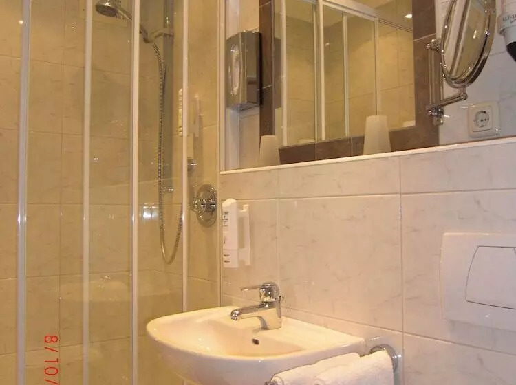 Fotos del hotel Schindler Hotel Simple But Excellent:  15