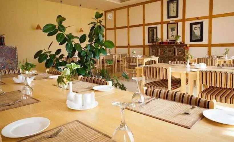 Fotos del hotel Bhutan Suites:  15