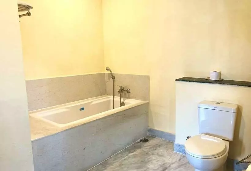 Fotos del hotel Bhutan Suites:  6