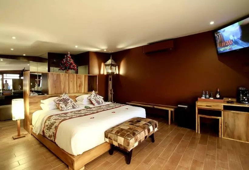 Fotos del hotel Seminyak Suites:  21