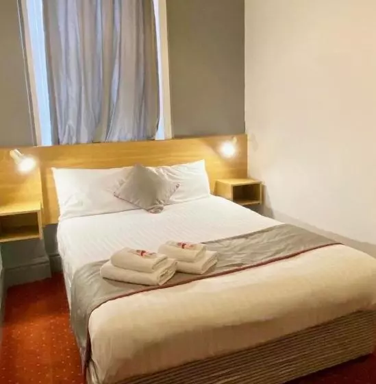 Fotos del hotel Alumhurst:  2