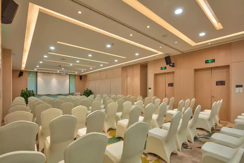 Fotos del hotel Holiday Inn Express Shenyang Tawan, An Ihg:  7
