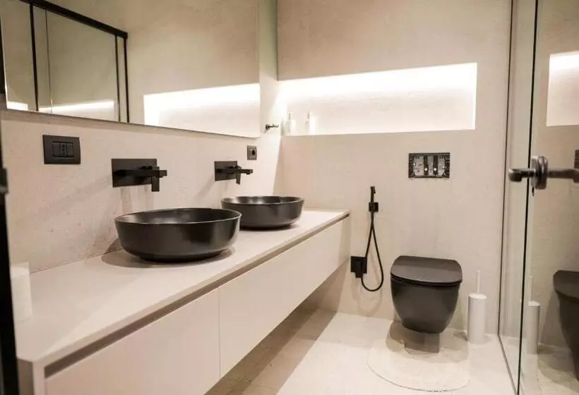Fotos del hotel Artistic Tirana Blloku:  15