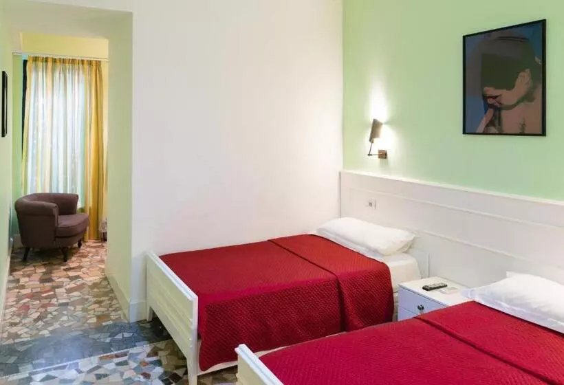 Fotos del hotel Artistic Tirana Blloku:  16
