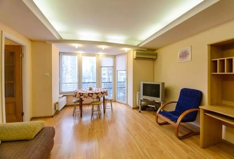 Fotos del hotel Lesi Ukrainki Studio Kiev Apartment:  7
