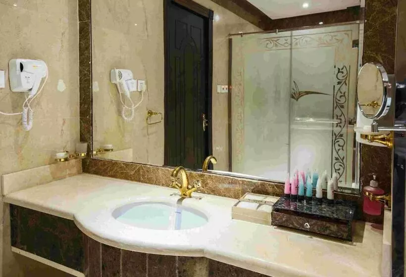 Fotos del hotel Rest Night Hotel Apartment:  13