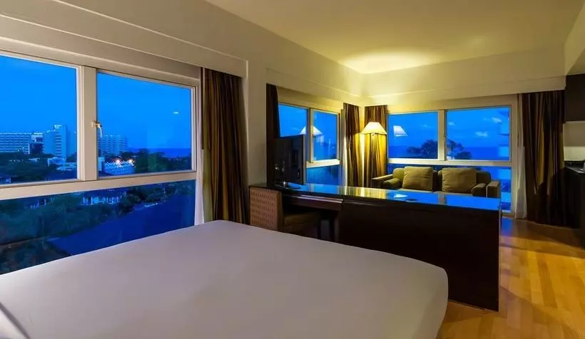 Fotos del hotel RCG Suites Pattaya:  15