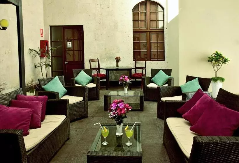 Fotos del hotel Es Riviera Mansion:  10