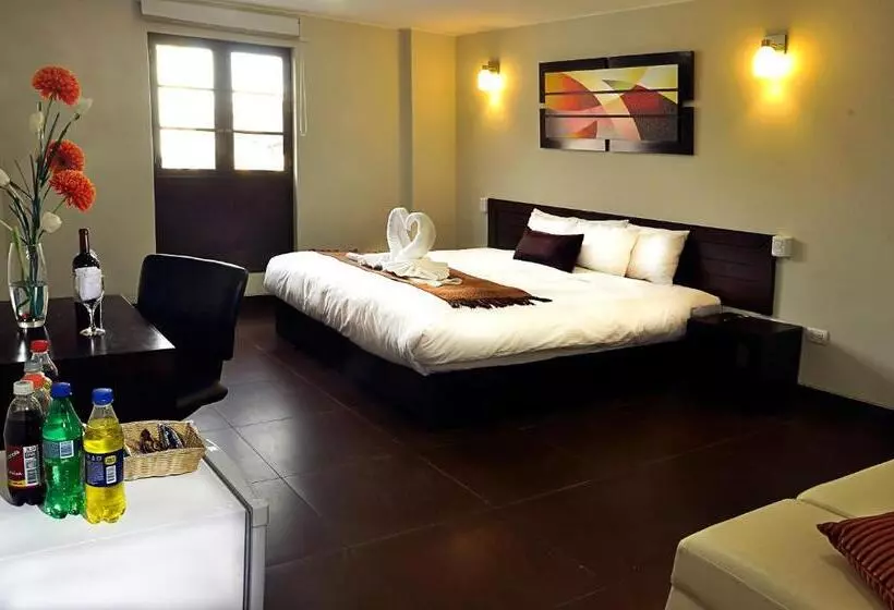 Fotos del hotel Es Riviera Mansion:  23