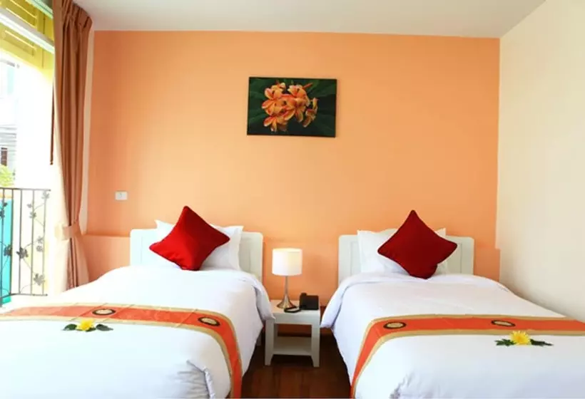Fotos del hotel Villa Tona Phuket:  2