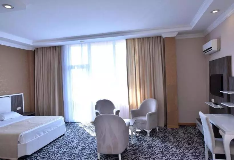 Fotos del hotel Grand Georgian Palace:  16