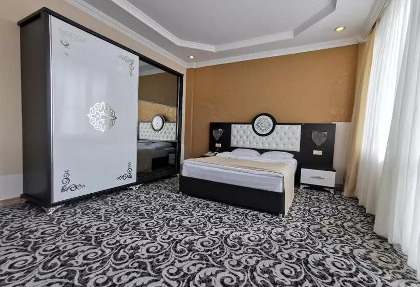 Fotos del hotel Grand Georgian Palace:  21