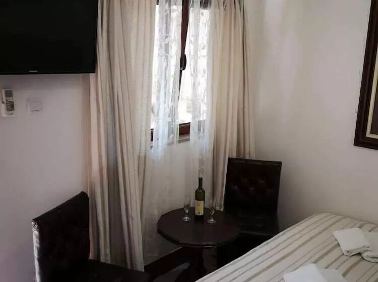Fotos del hotel Villa Ivana:  19