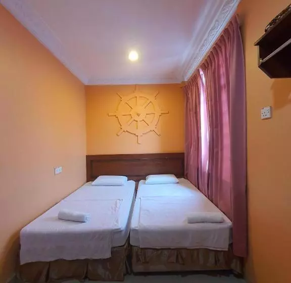 Fotos del hotel Highway Budget:  18