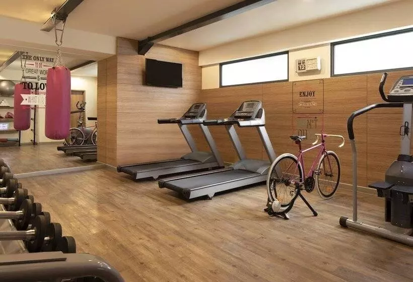 Fotos del hotel Moxy Bandung:  2