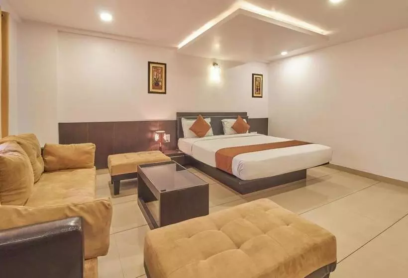Aavass Inn Paradise