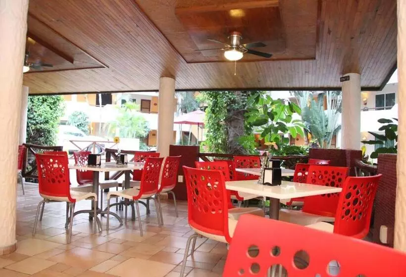 Fotos del hotel Palapa Palace Inn:  12