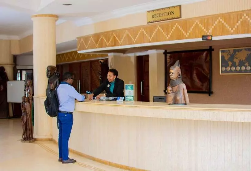 Fotos del hotel The Naura Springs:  3