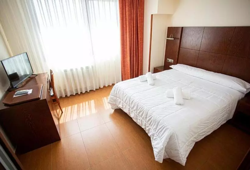 Fotos del hotel Villa De Cárcar:  21