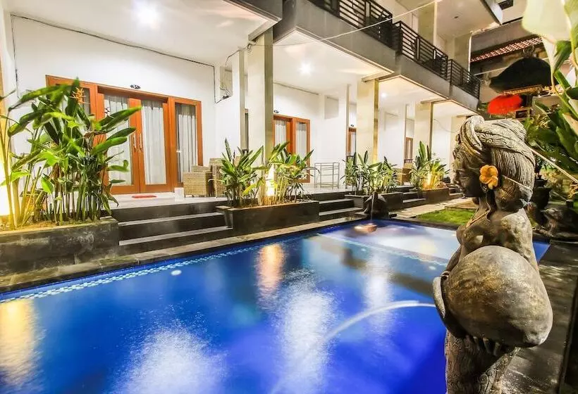 Fotos del hotel D Gaduh Suite Kuta:  11