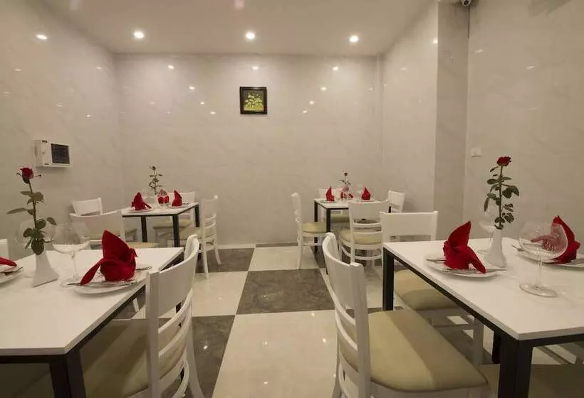 Fotos del hotel Hanoi Holiday Center:  4