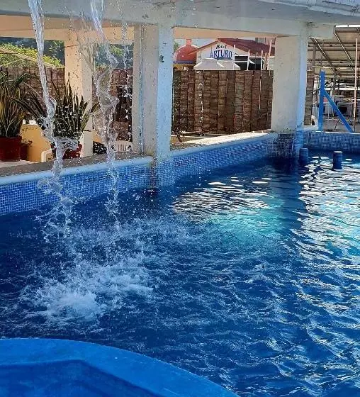 Fotos del hotel Corona Zihua:  2