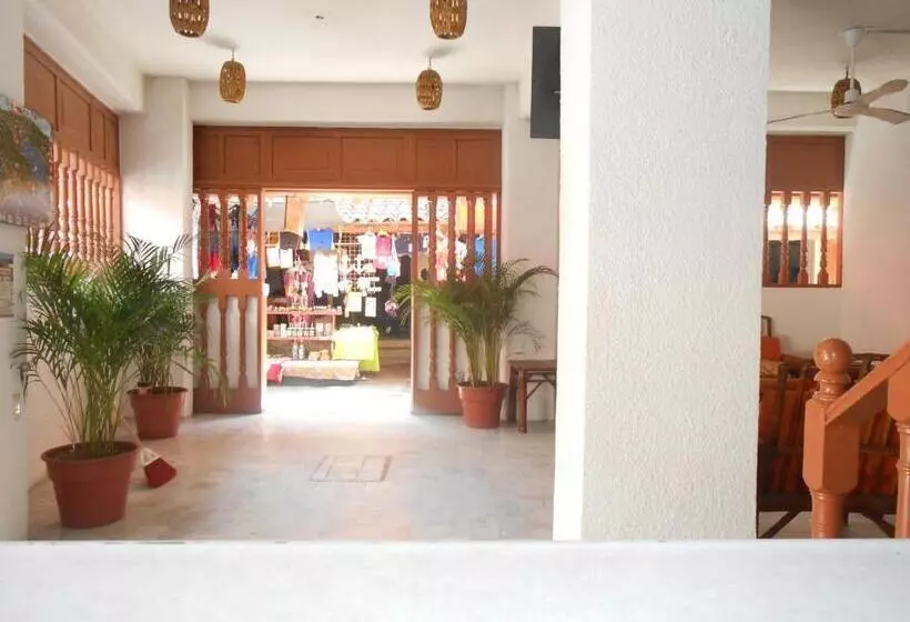 Fotos del hotel Corona Zihua:  3