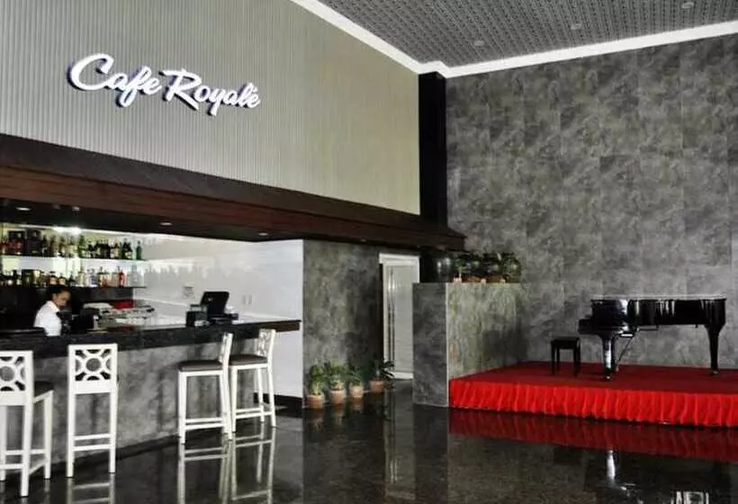 Fotos del hotel Crown Legacy:  3
