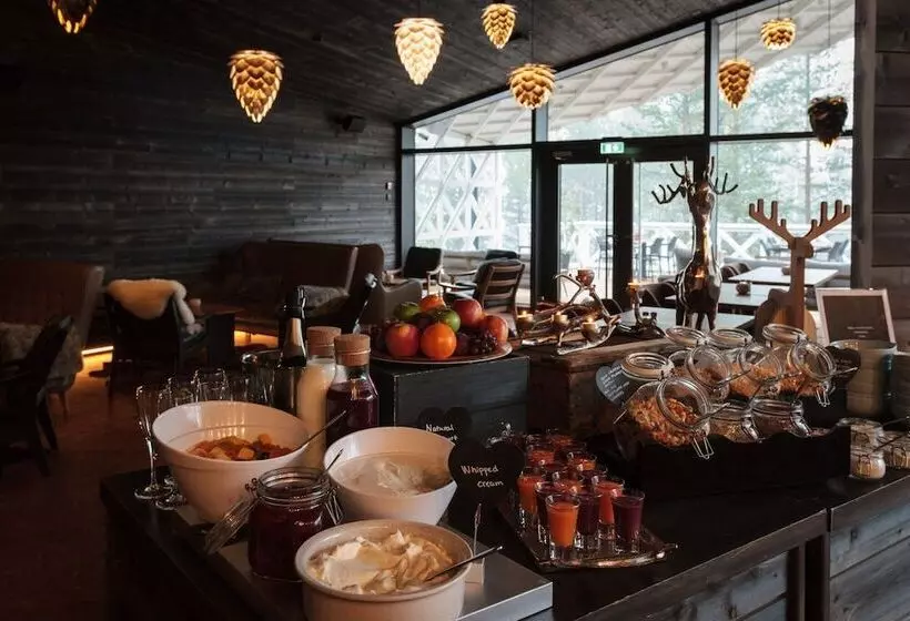 Fotos del hotel Arctic Treehouse:  11