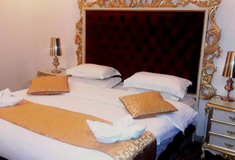 Fotos del hotel Rose Garden:  3