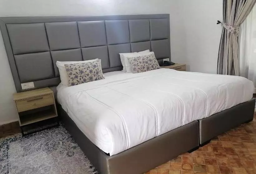 Fotos del hotel Hôtel Mandy:  16