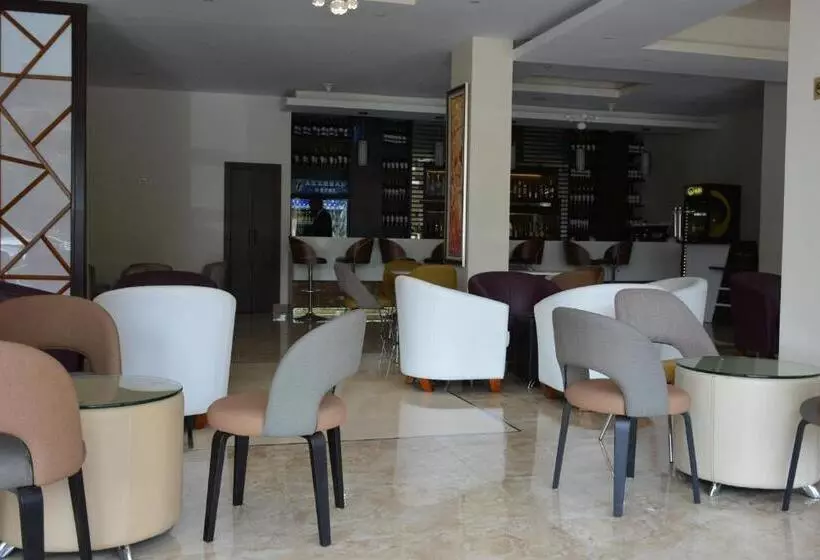 Fotos del hotel Azzeman:  14