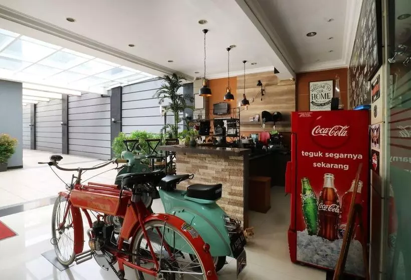 Fotos del hotel Raja Residence:  5